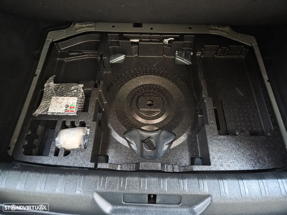 Peugeot 308 PureTech 130 EAT8 Allure - 33