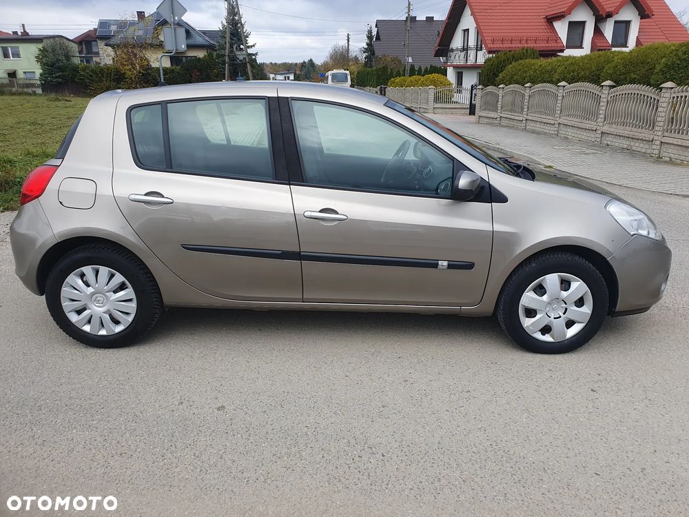Renault Clio - 4