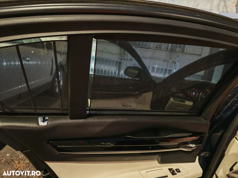 BMW Seria 7 740d xDrive - 12