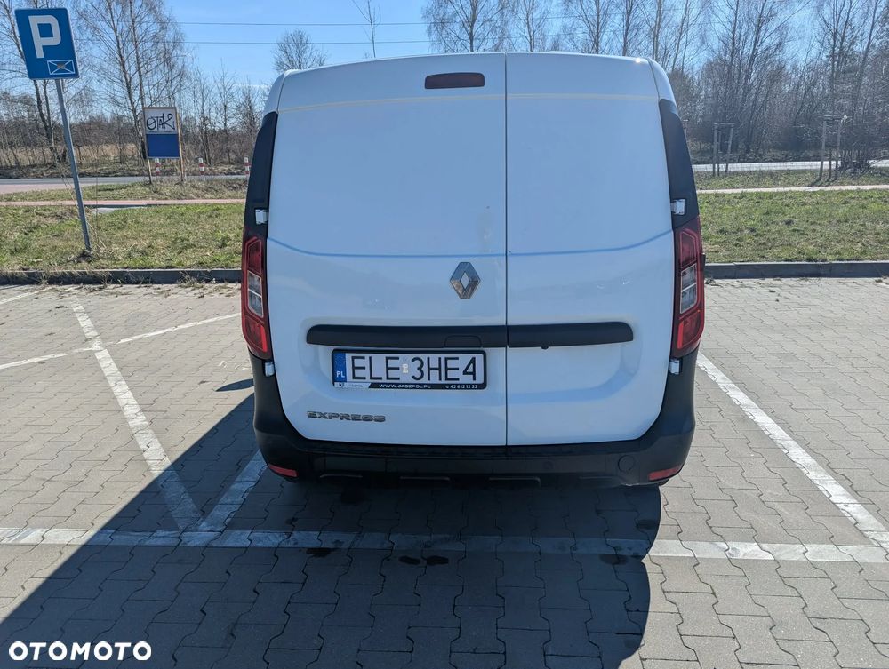 Renault Express - 4