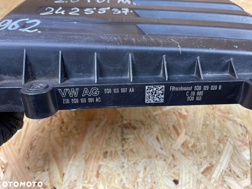 OBUDOWA FILTRA POWIETRZA GÓRNA CZĘŚĆ VW SKODA SEAT AUDI 5Q0129607AA - 7