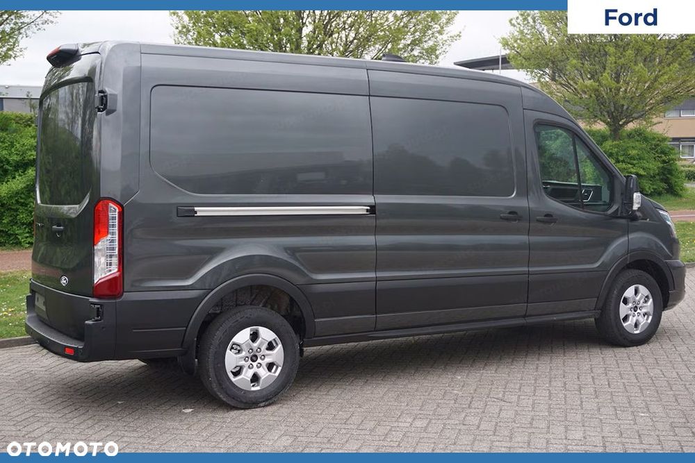 Ford Transit L3H2 Limited 350 A8 2.0 165KM - 4