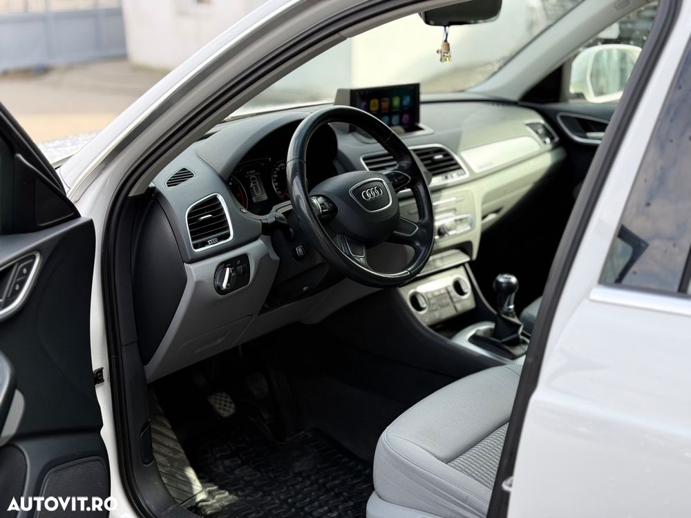 Audi Q3 2.0 35 TDI quattro Advanced - 9