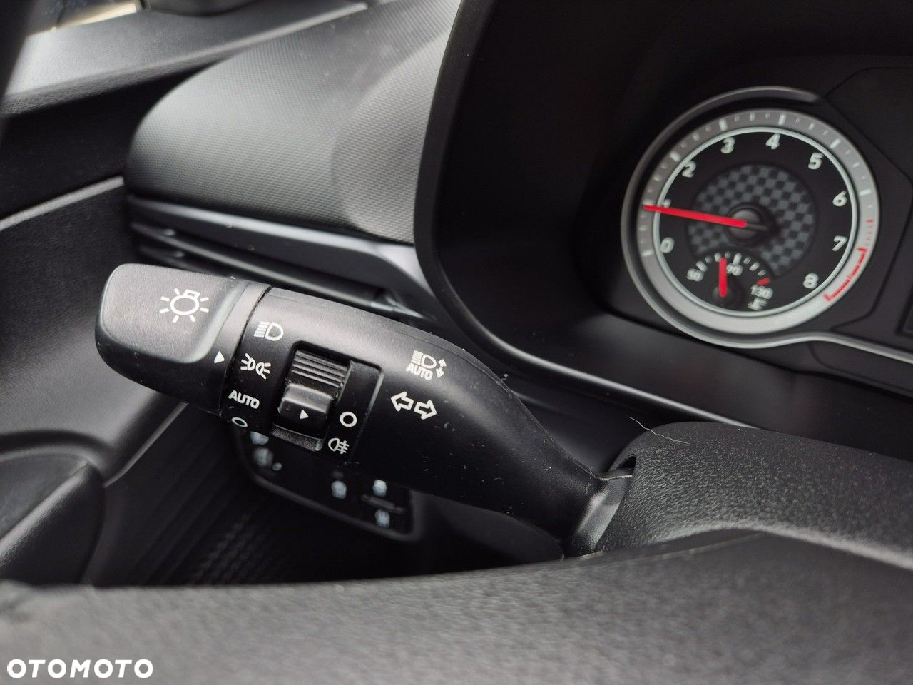 Hyundai i20 - 23