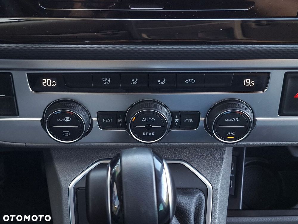 Volkswagen California - 30