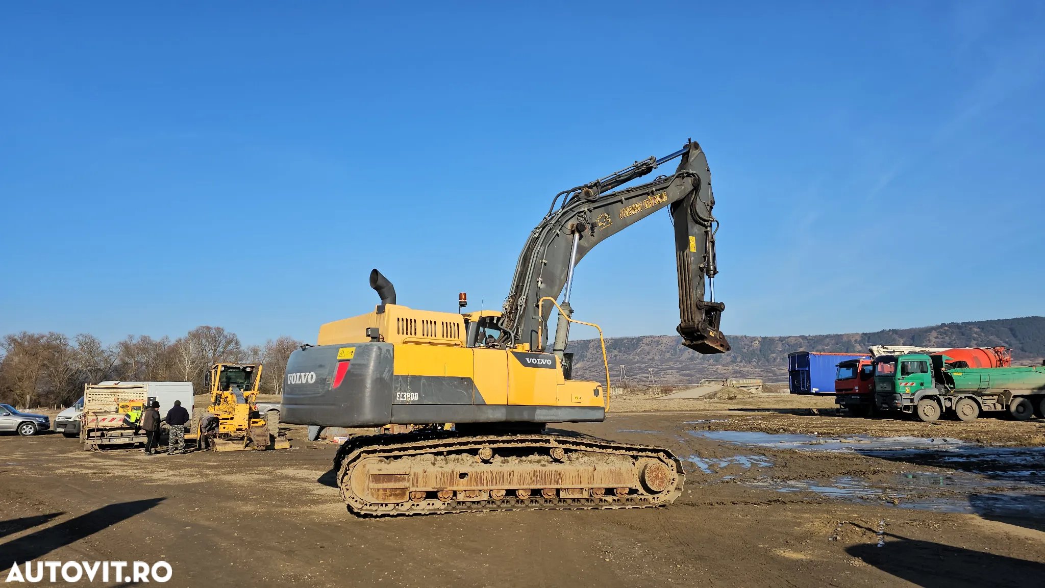 Volvo EC 380 DL Excavator pe șenile - 5