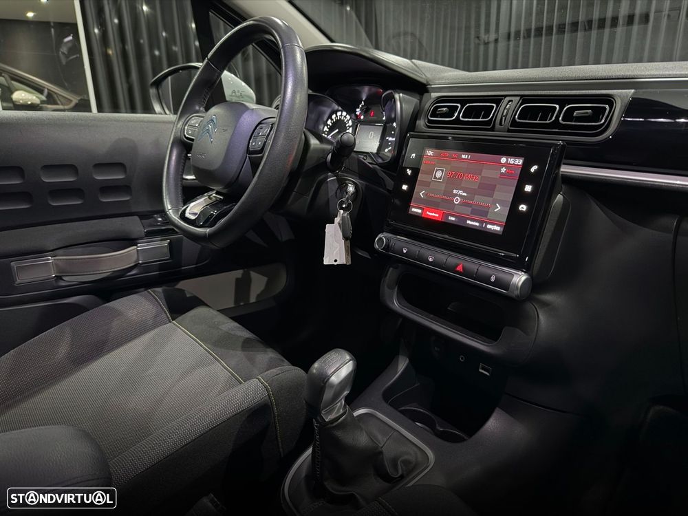 Citroën C3 1.2 PureTech Shine - 31