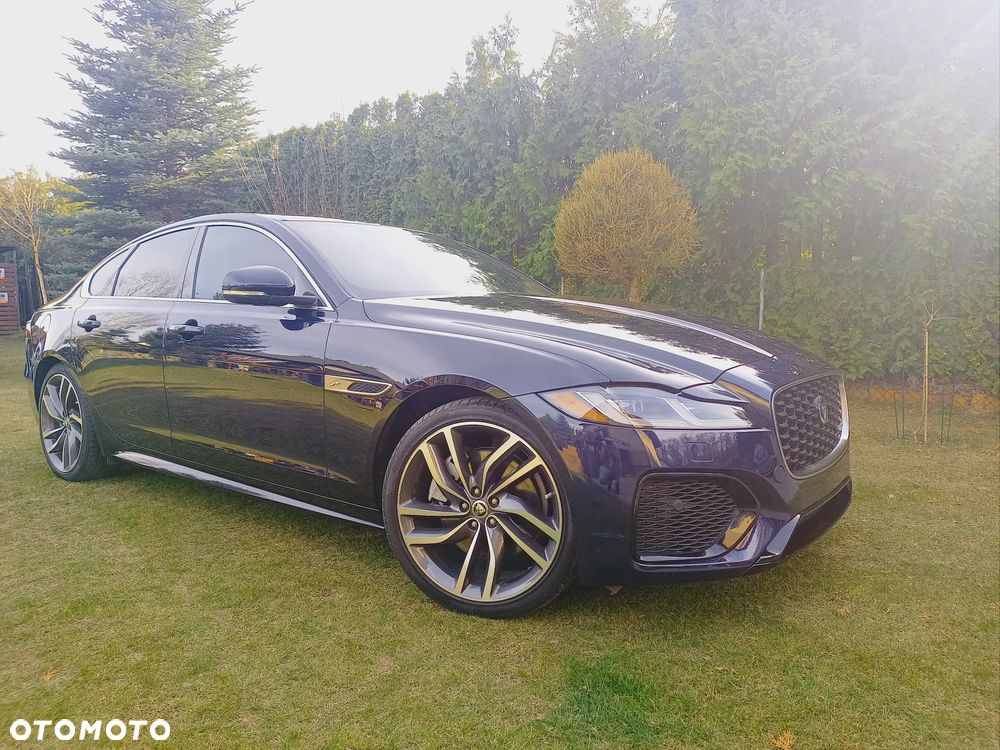 Jaguar XF P250 R-Dynamic SE - 35