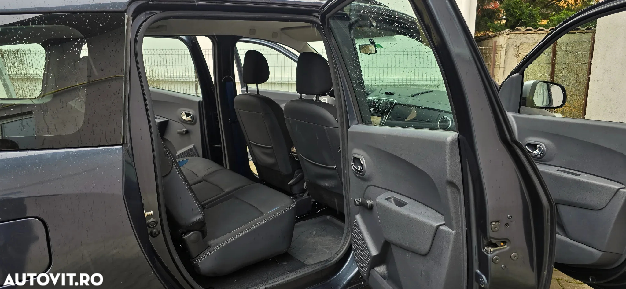 Dacia Lodgy 1.2 TCe 115 CP Laureate - 11