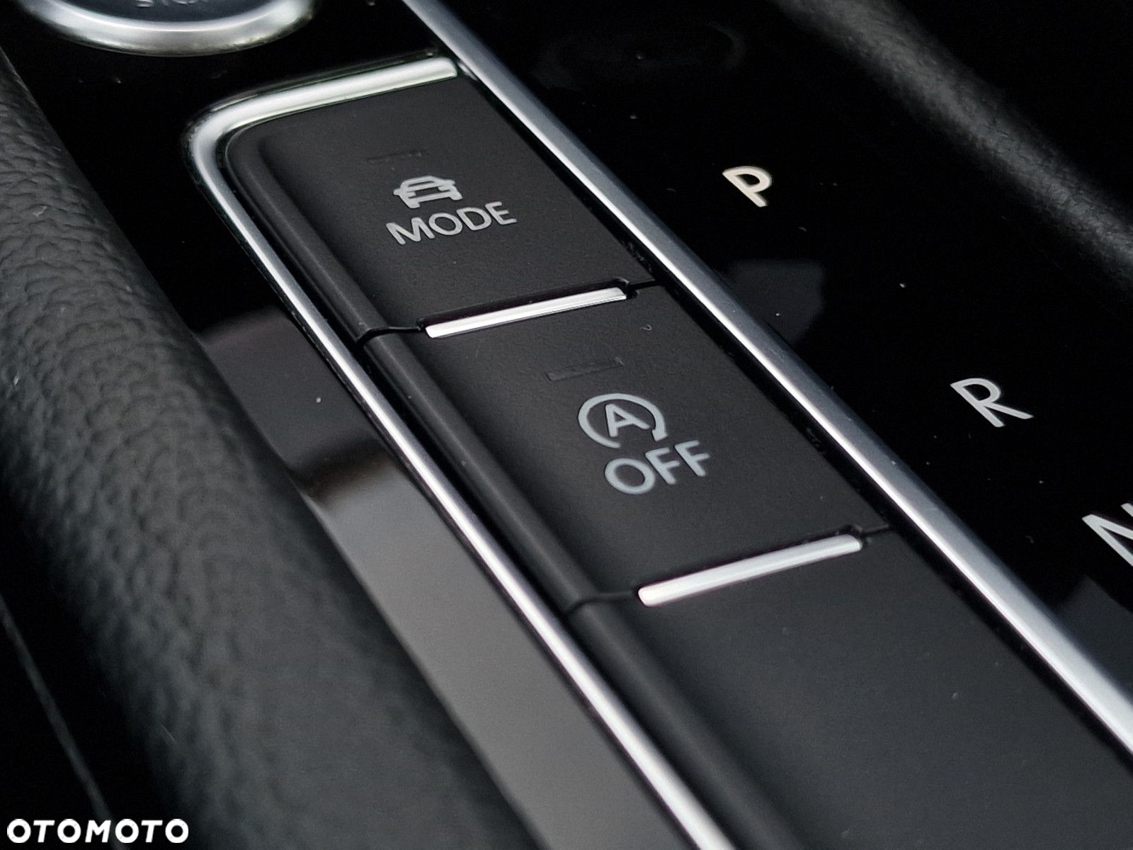 Volkswagen Passat 2.0 TDI Elegance DSG - 28