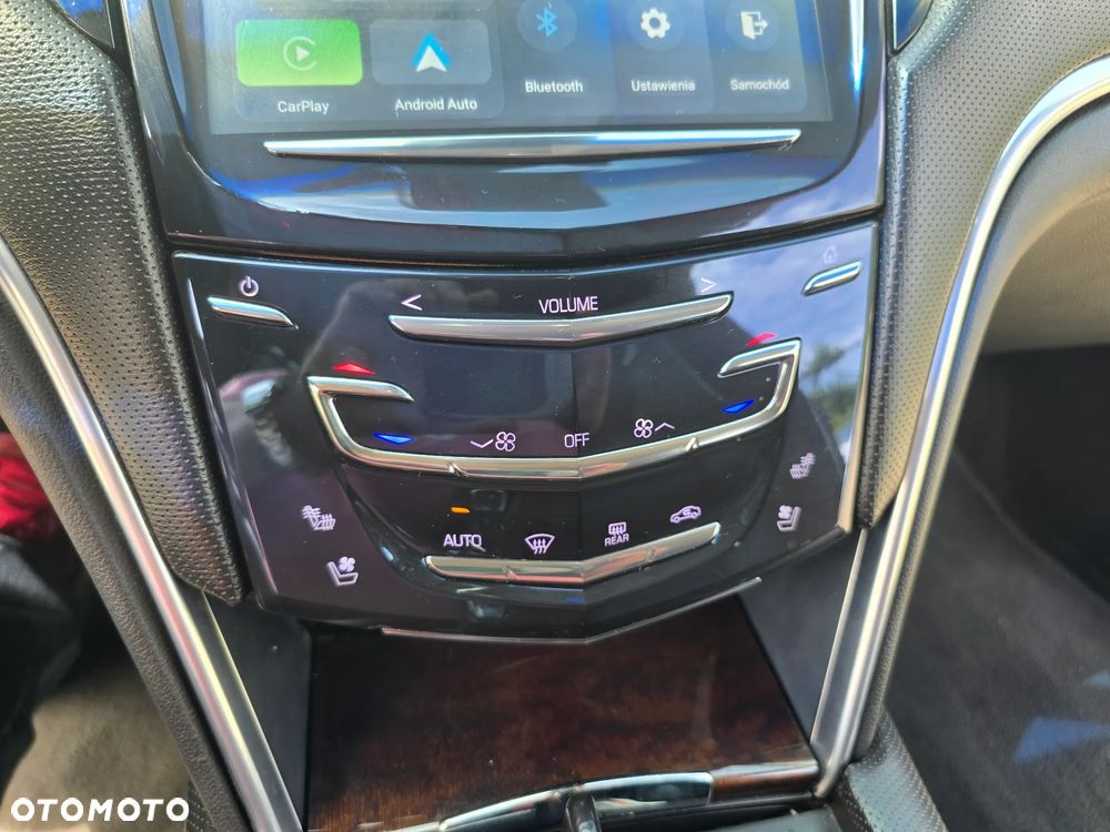 Cadillac XTS - 33