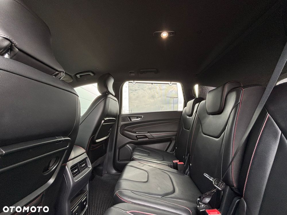 Ford S-Max 2.0 EcoBlue Twin-Turbo Titanium - 24