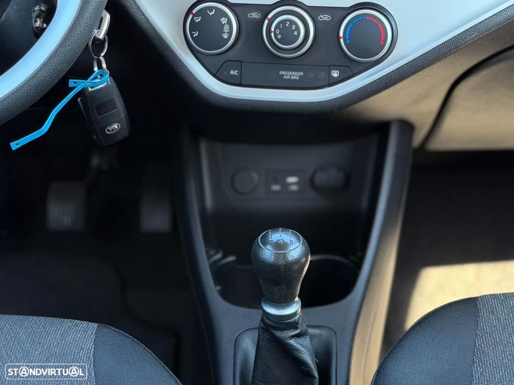 Kia Picanto 1.0 CVVT More GPL — fotografia 12