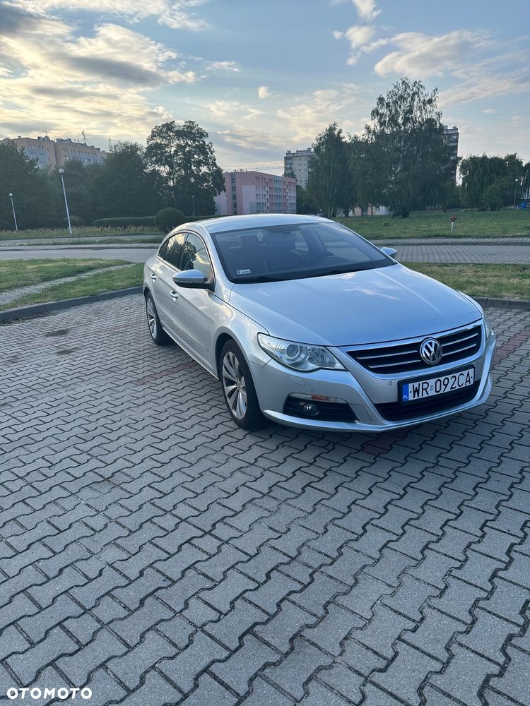 Volkswagen Passat CC - 1