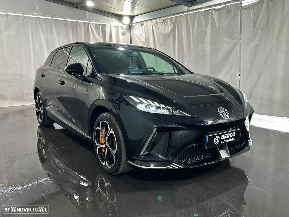 MG MG4 64 kWh XPower Luxury - 4