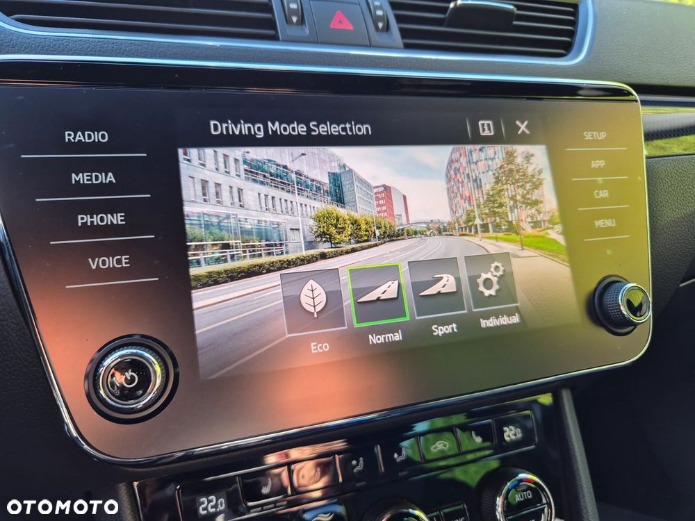 Skoda Superb 2.0 TDI 4x4 Sportline DSG - 23