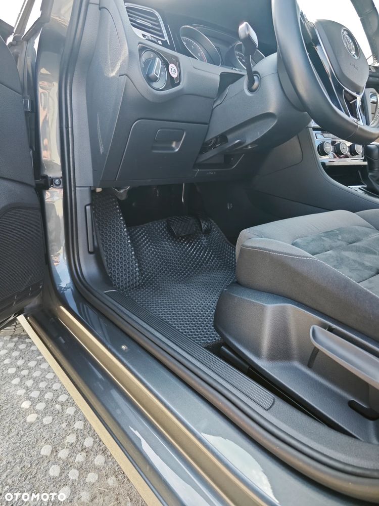 Volkswagen Golf 1.5 TSI BMT Evo Highline DSG - 9