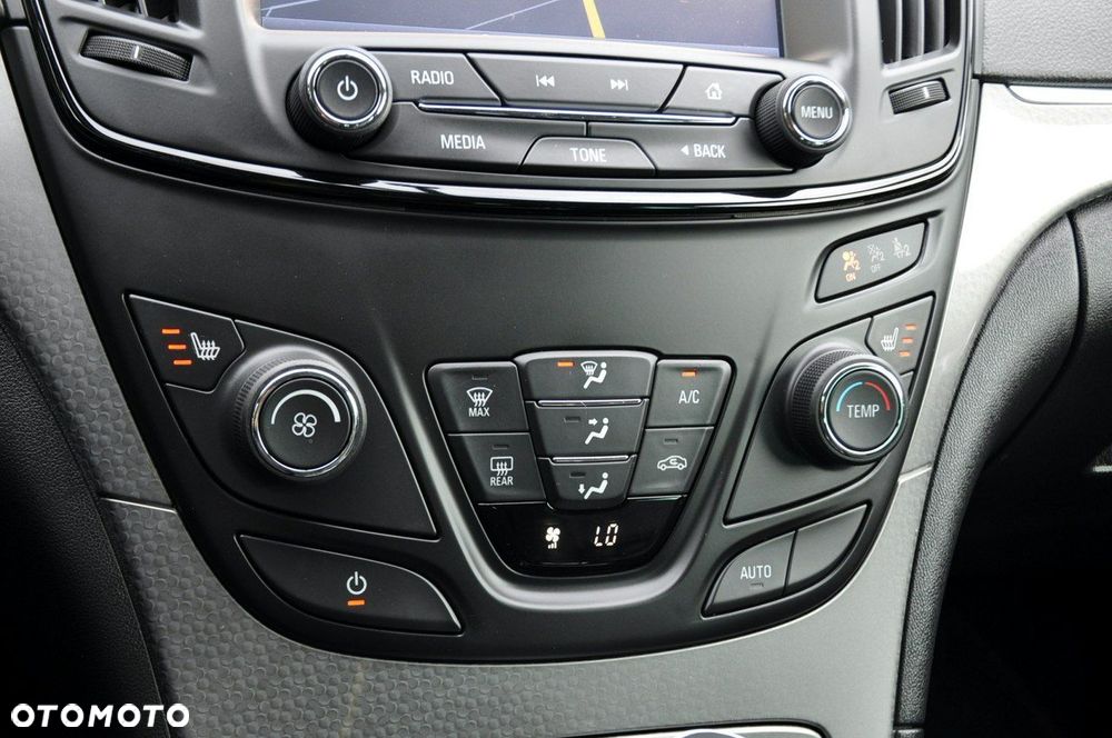 Opel Insignia - 31