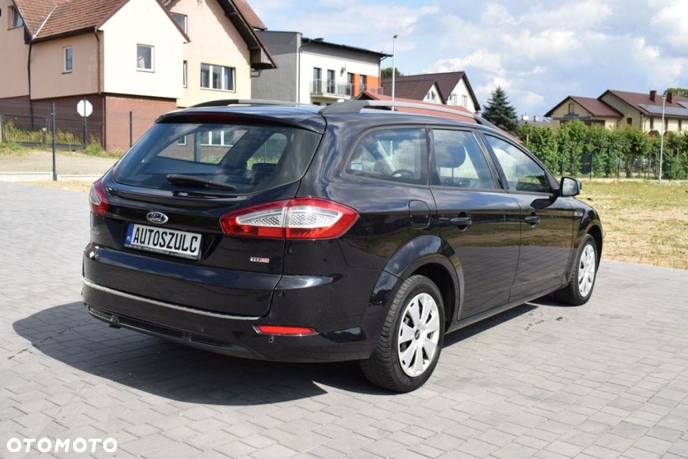 Ford Mondeo - 8