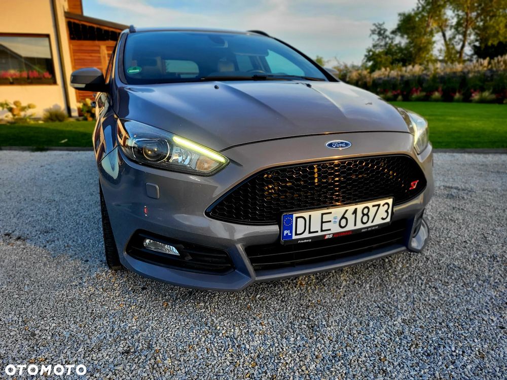 Ford Focus 2.0 TDCi ST-2 PowerShift - 6