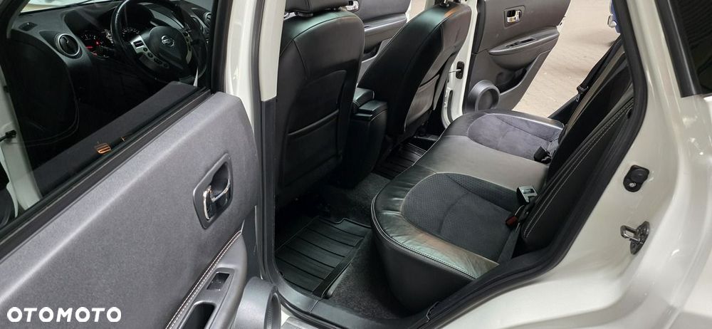 Nissan Qashqai - 11