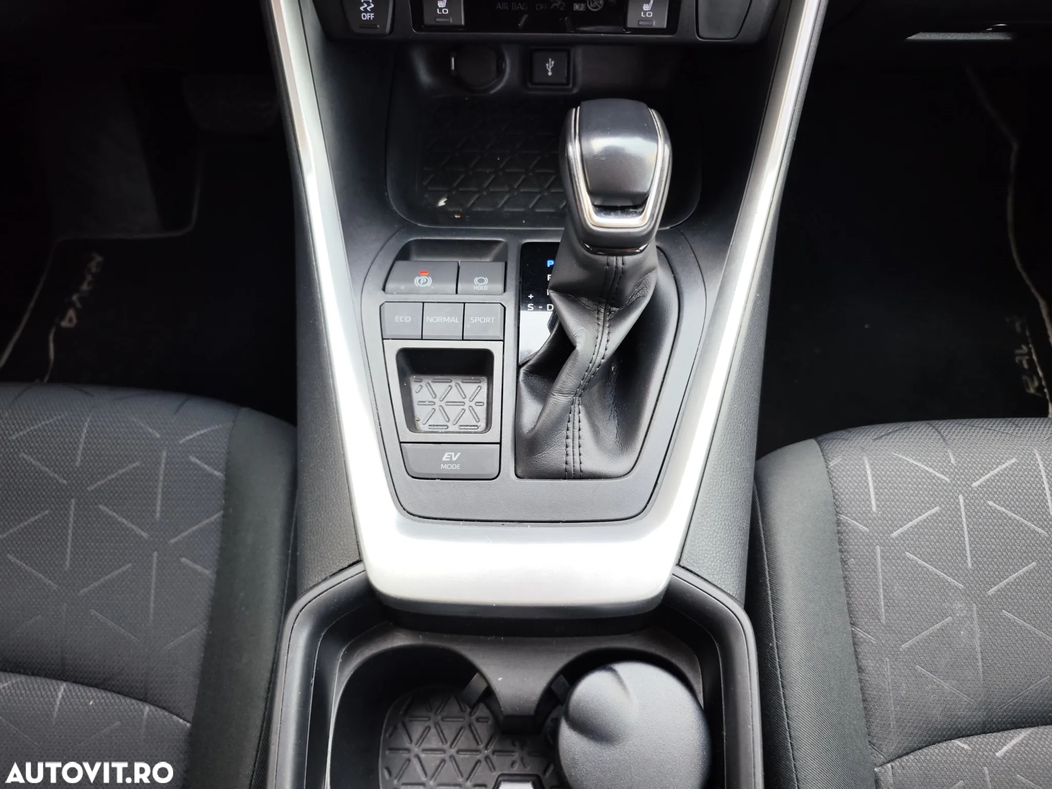 Toyota RAV4 2.5 Hybrid VVT-iE 4x2 Dynamic - 20