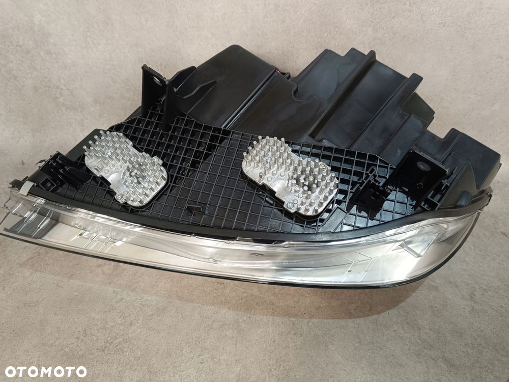 BMW X5 F15 LAMPA LEWA PRAWA BIXENON NIESKRĘTNY - 10