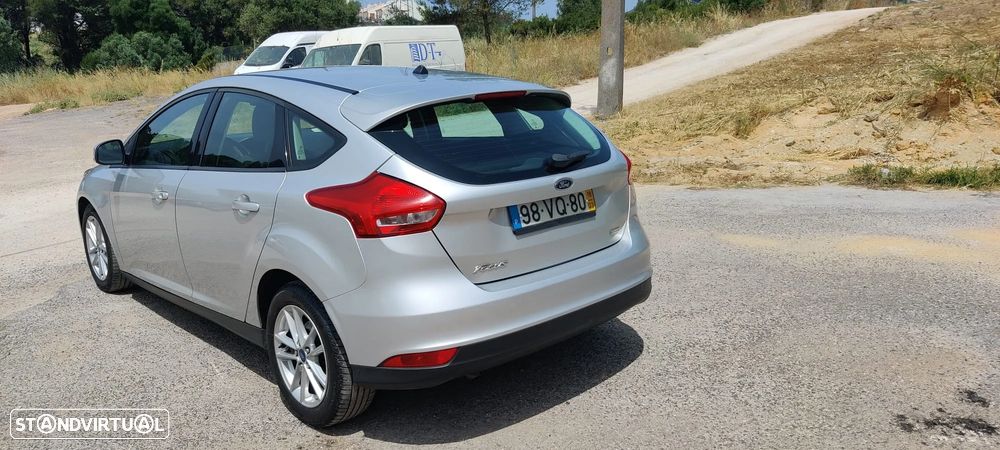 Ford Focus - 2
