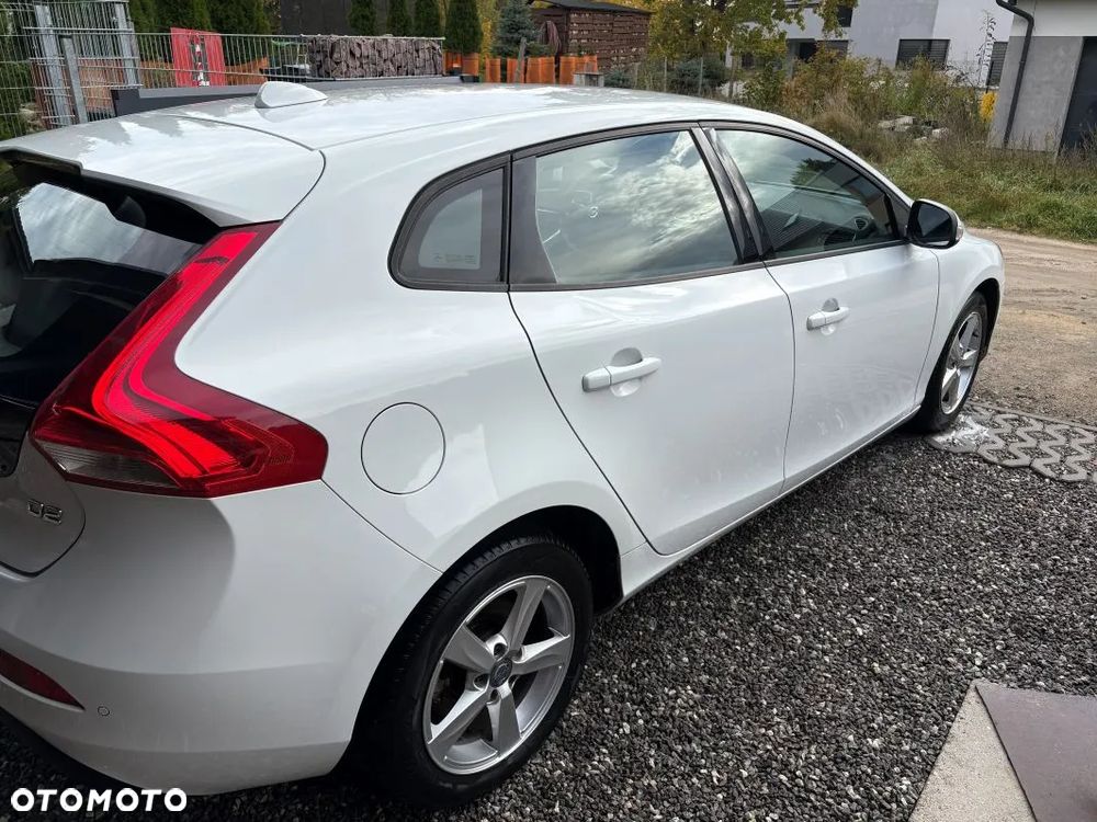 Volvo V40 2015 photo 3