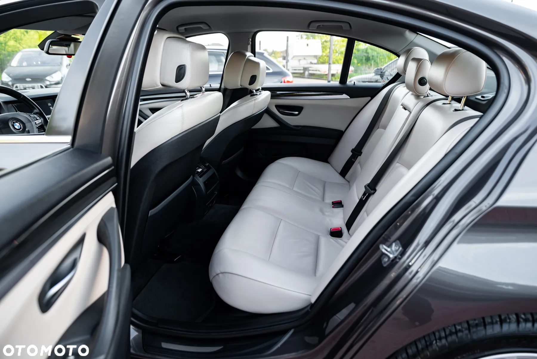 BMW Seria 5 525d Sport-Aut - 23