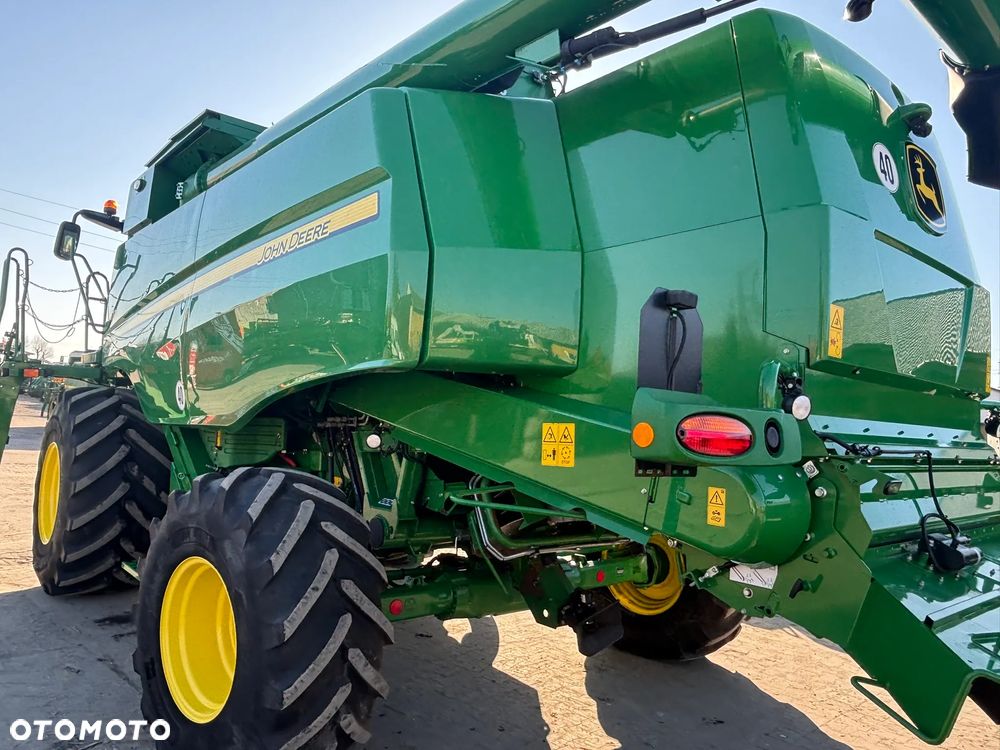 John Deere T670i - 7