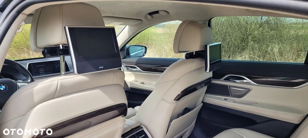 BMW Seria 7 740Ld xDrive sport - 8