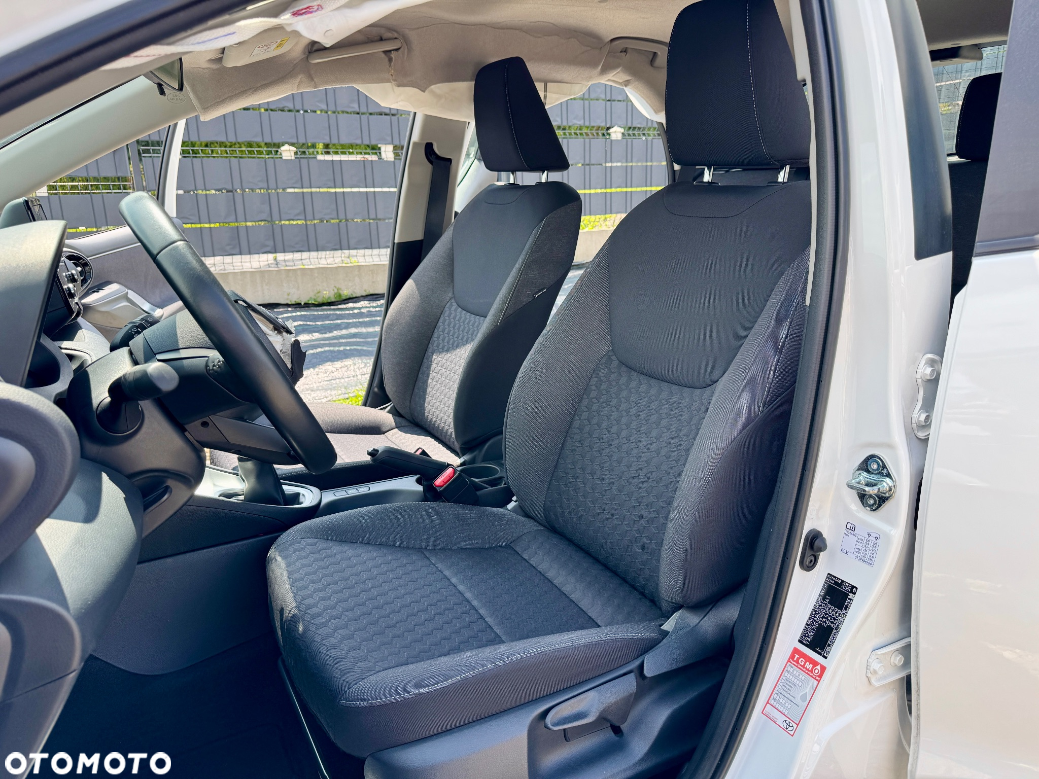 Toyota Yaris - 17