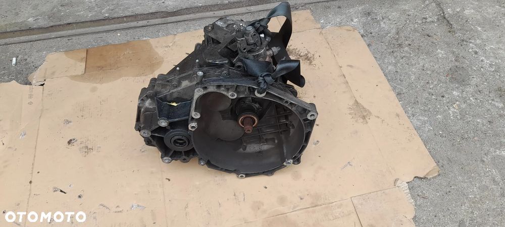 SKRZYNIA BIEGÓW 6B OPEL VECTRA C 1.9 cdti F40 - 2