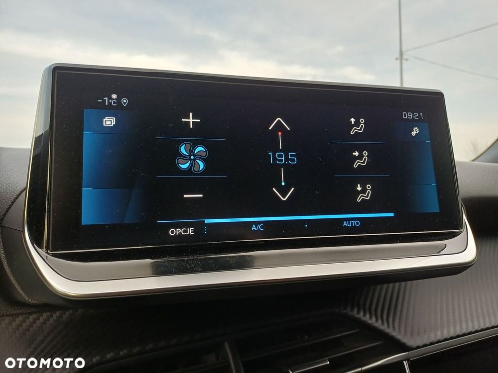 Peugeot 2008 1.2 PureTech Allure Pack S&S EAT8 - 20