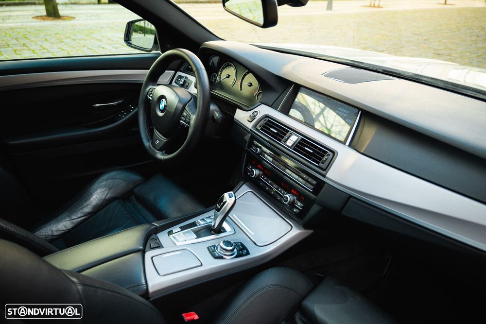 BMW 520 d Pack M Auto - 48