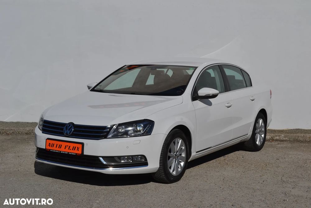 Volkswagen Passat 1.4 TSI DSG BlueMotion Technology Comfortline - 2