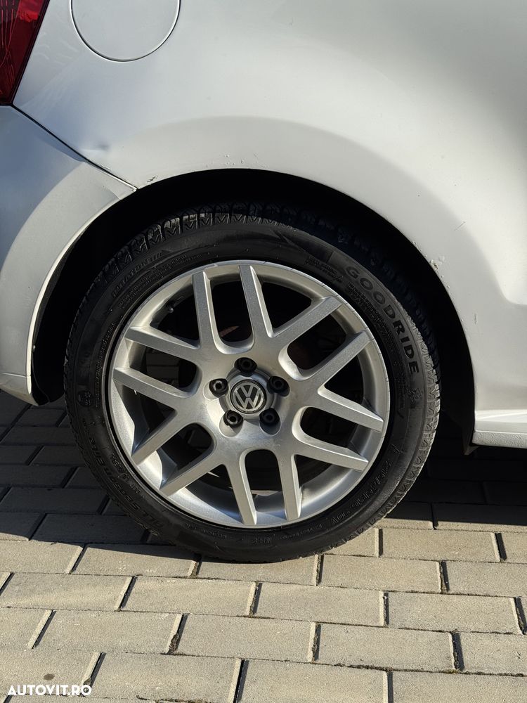 Volkswagen Polo - 18