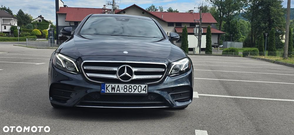 Mercedes-Benz Klasa E 300 9G-TRONIC - 5