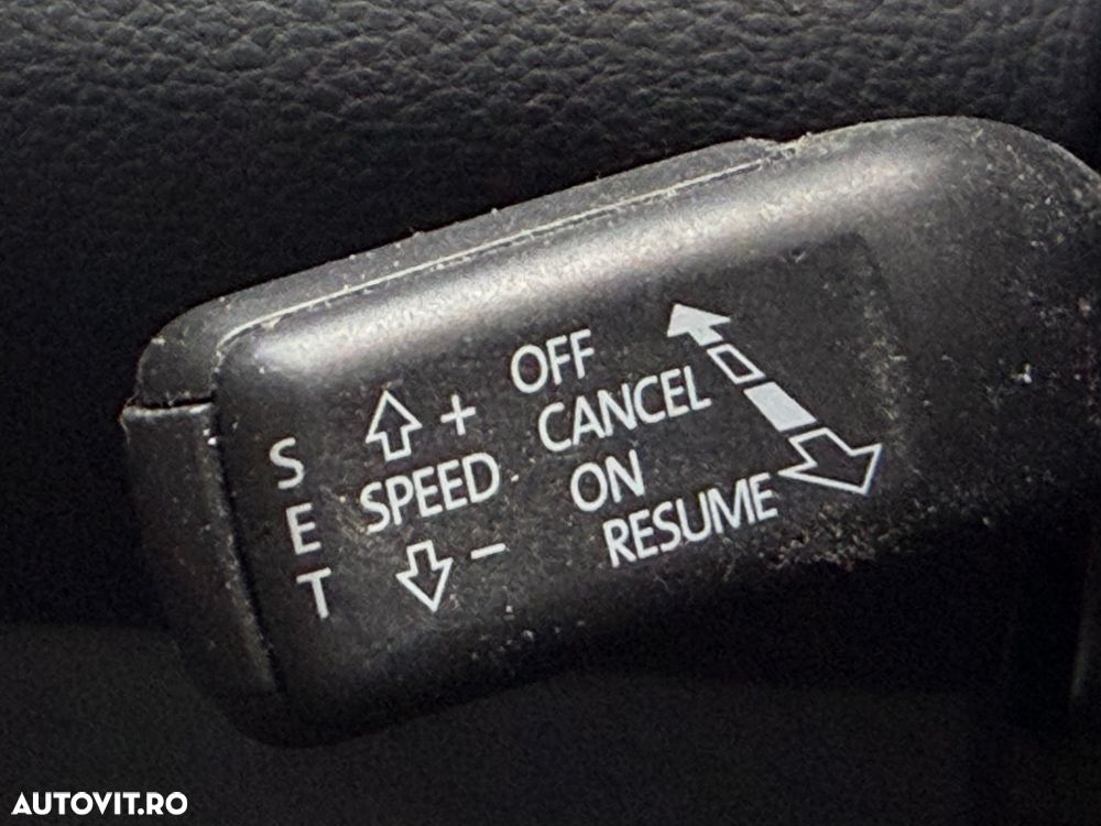 Volkswagen Sharan 2.0 TDI Comfortline - 26