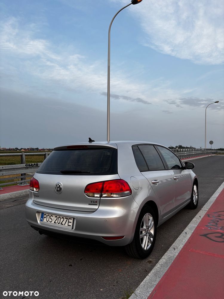 Volkswagen Golf 1.6 TDI BlueMot Comfortline - 2