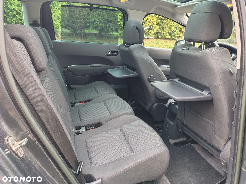 Peugeot 5008 - 14