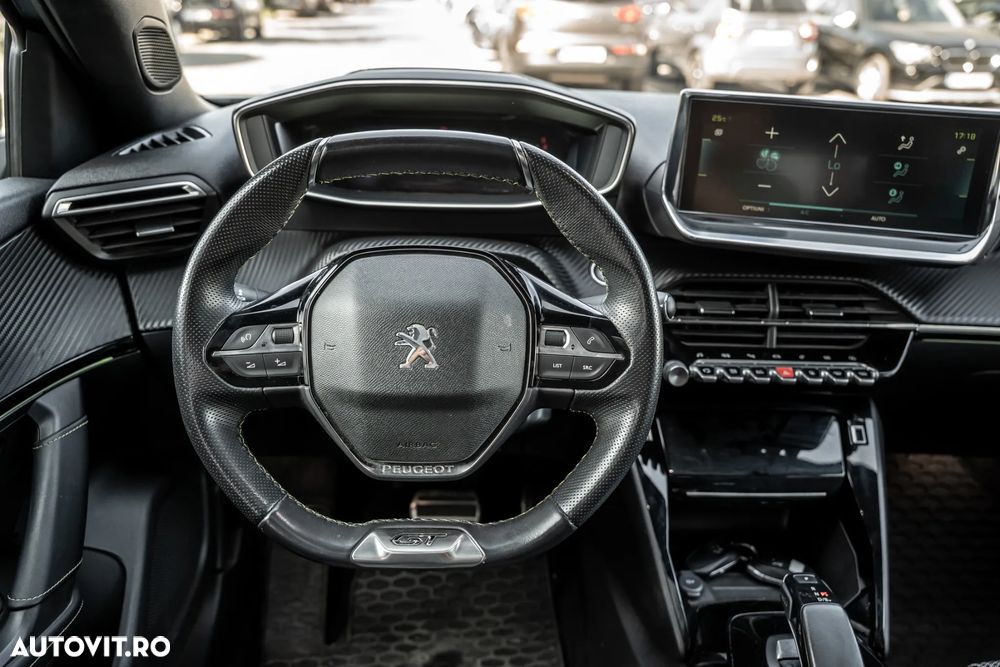 Peugeot 2008 e-2008 GT - 7