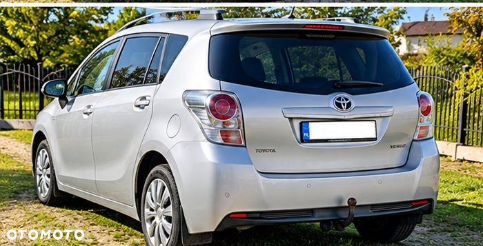Toyota Verso - 5