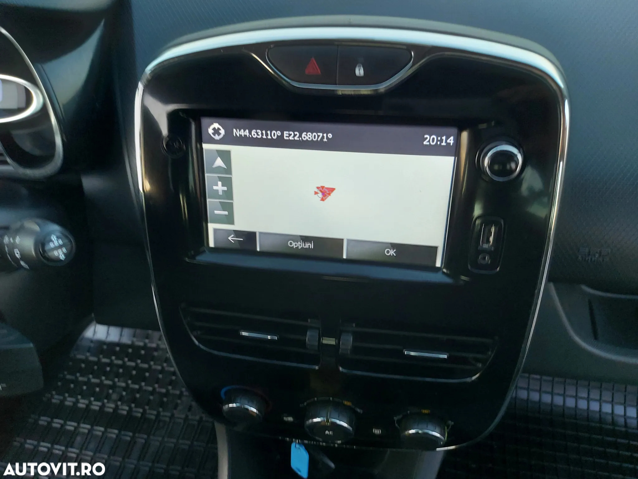 Renault Clio - 21