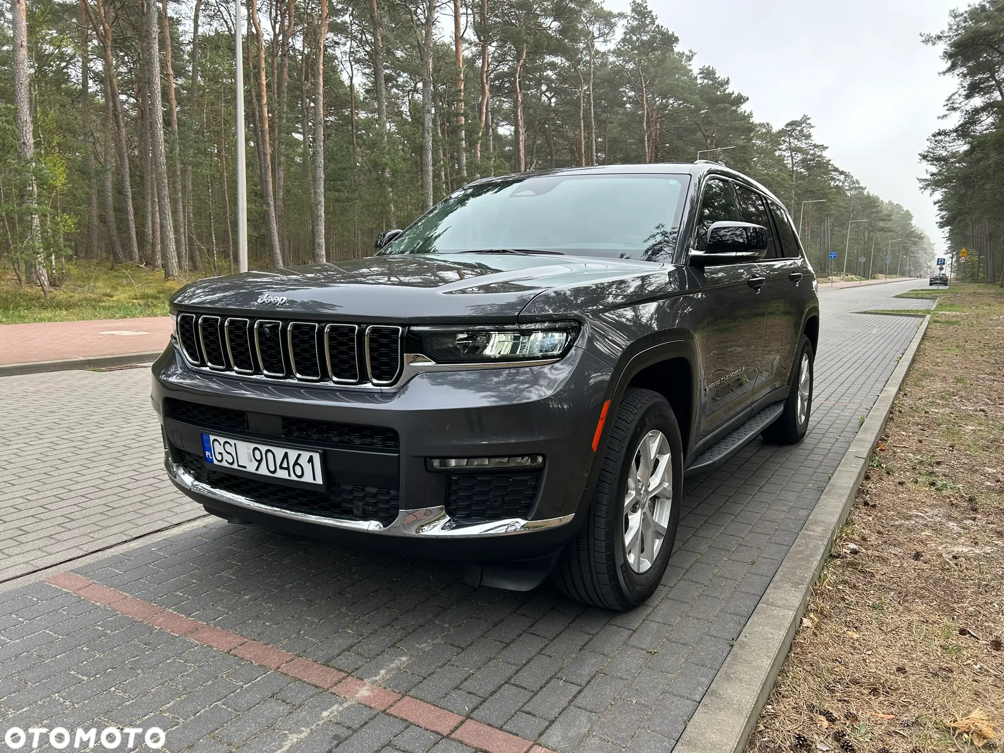 Jeep Grand Cherokee - 2