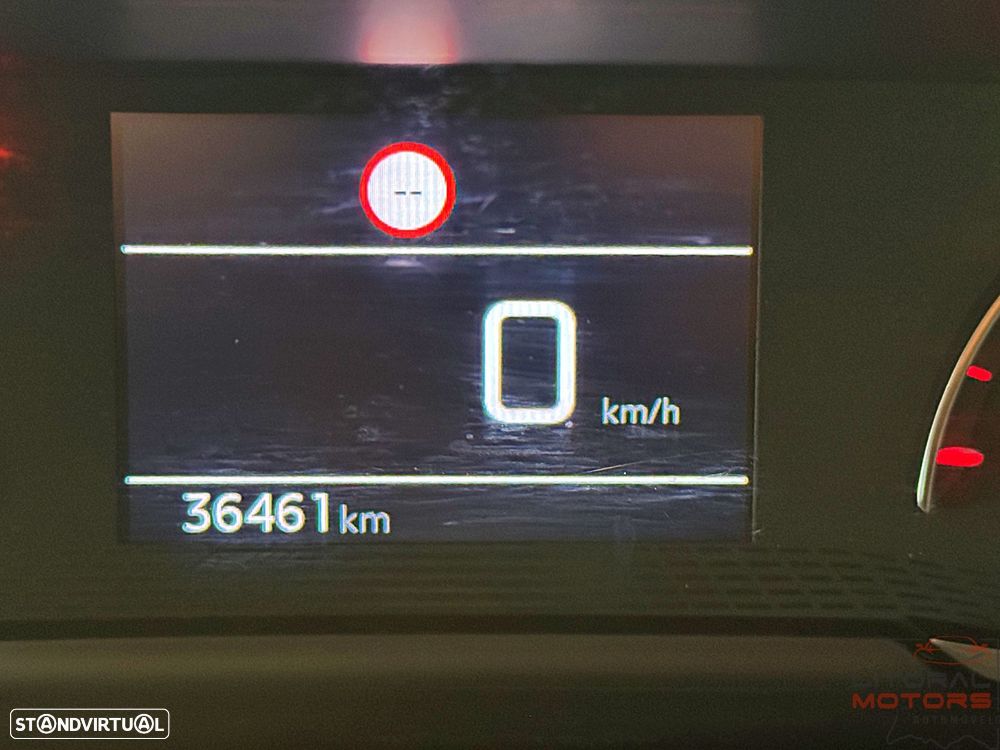 Peugeot 208 1.2 PureTech Active Pack - 27