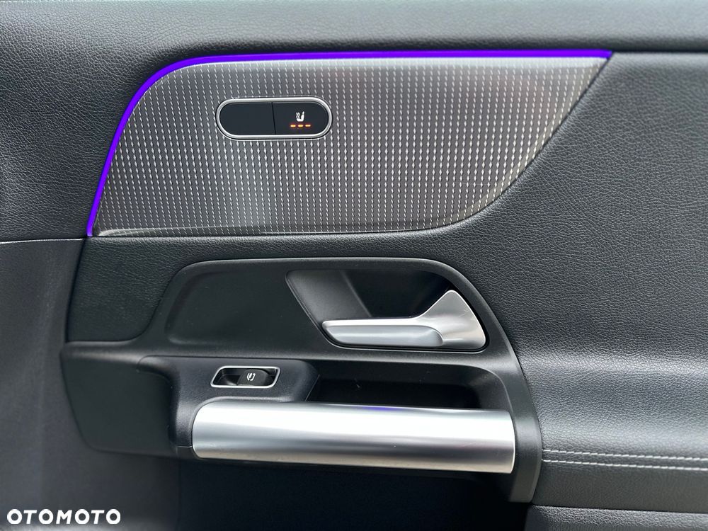 Mercedes-Benz EQA 250 - 19