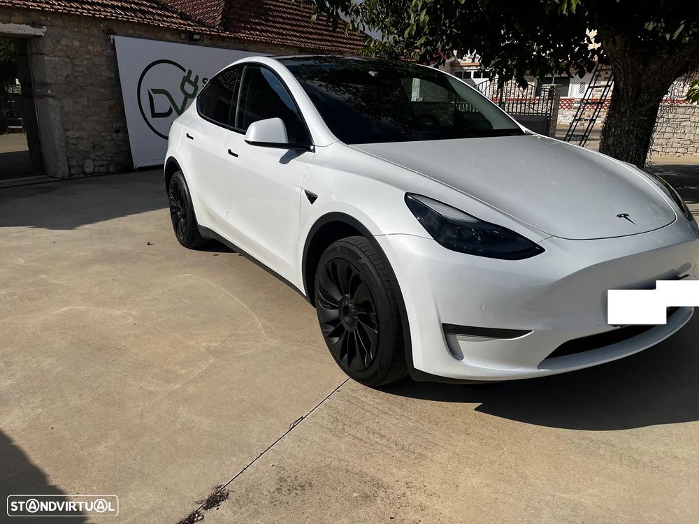Tesla Model Y Long Range Dual Motor AWD - 1