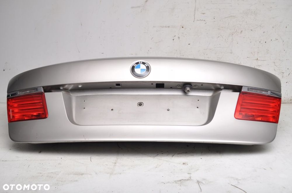 BMW 7 F02  KLAPA BAGAŻNIKA TYŁ TYLNA - 1
